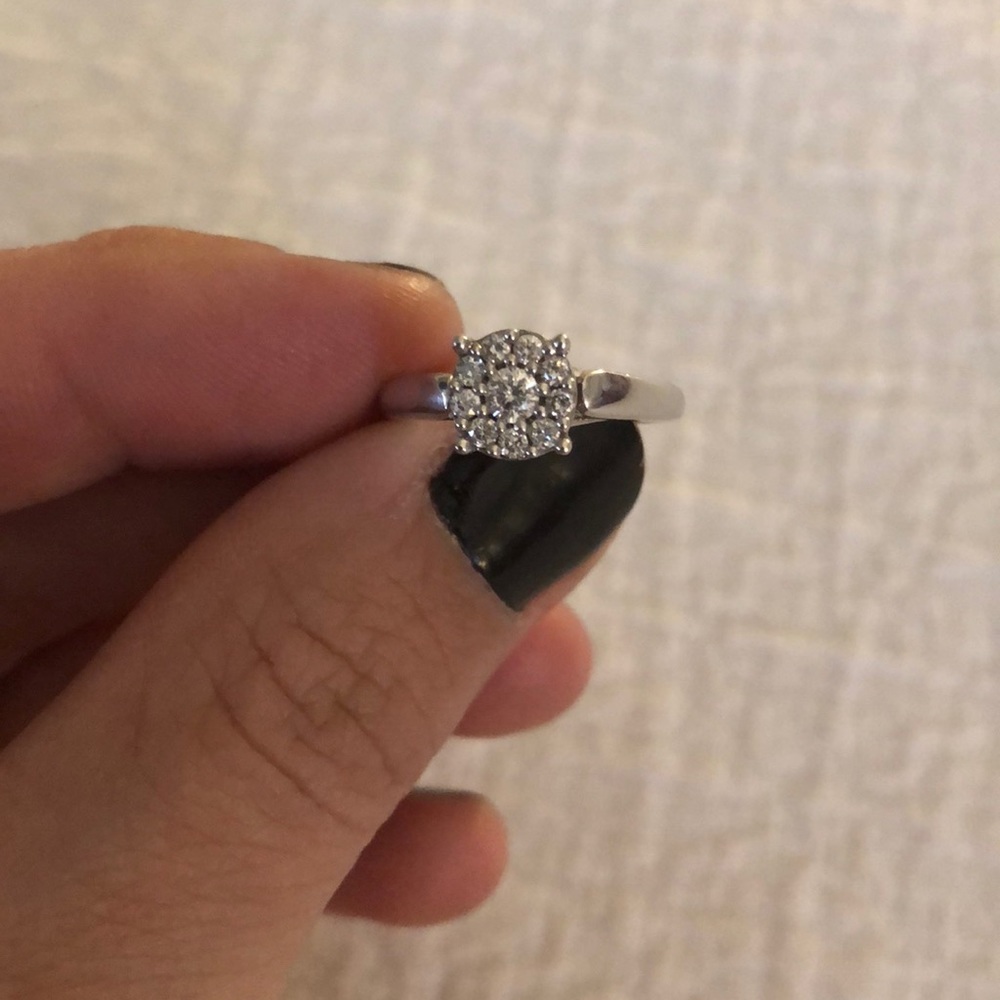 Engagement ring/ promise ring